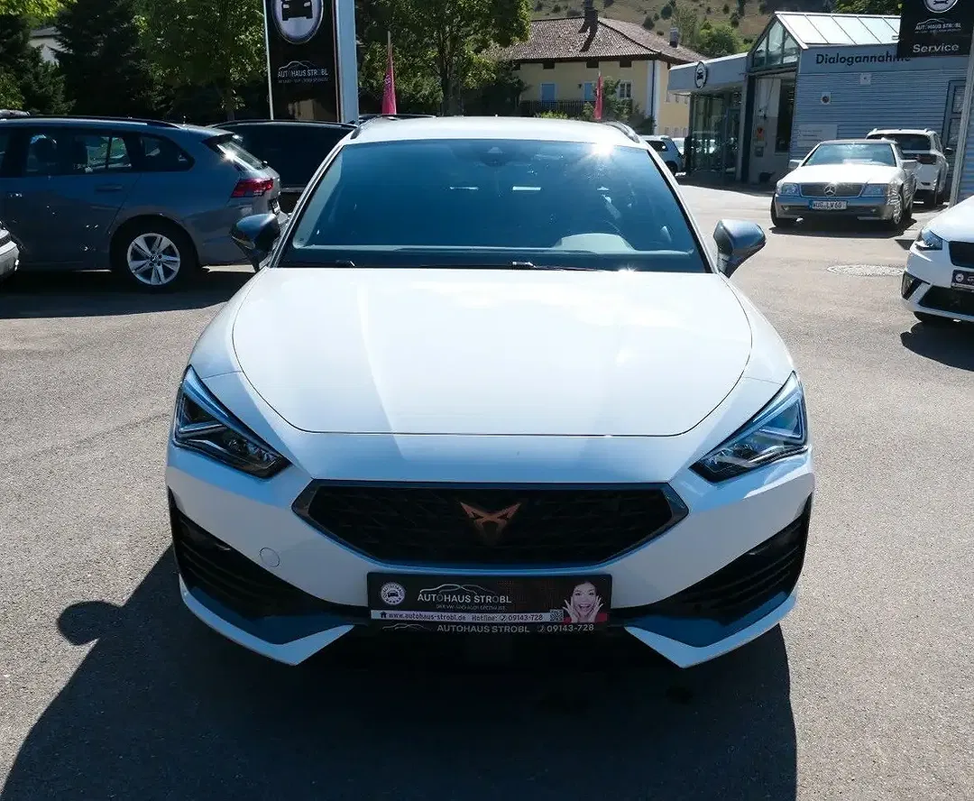 CUPRA Leon - Thumbnail 4