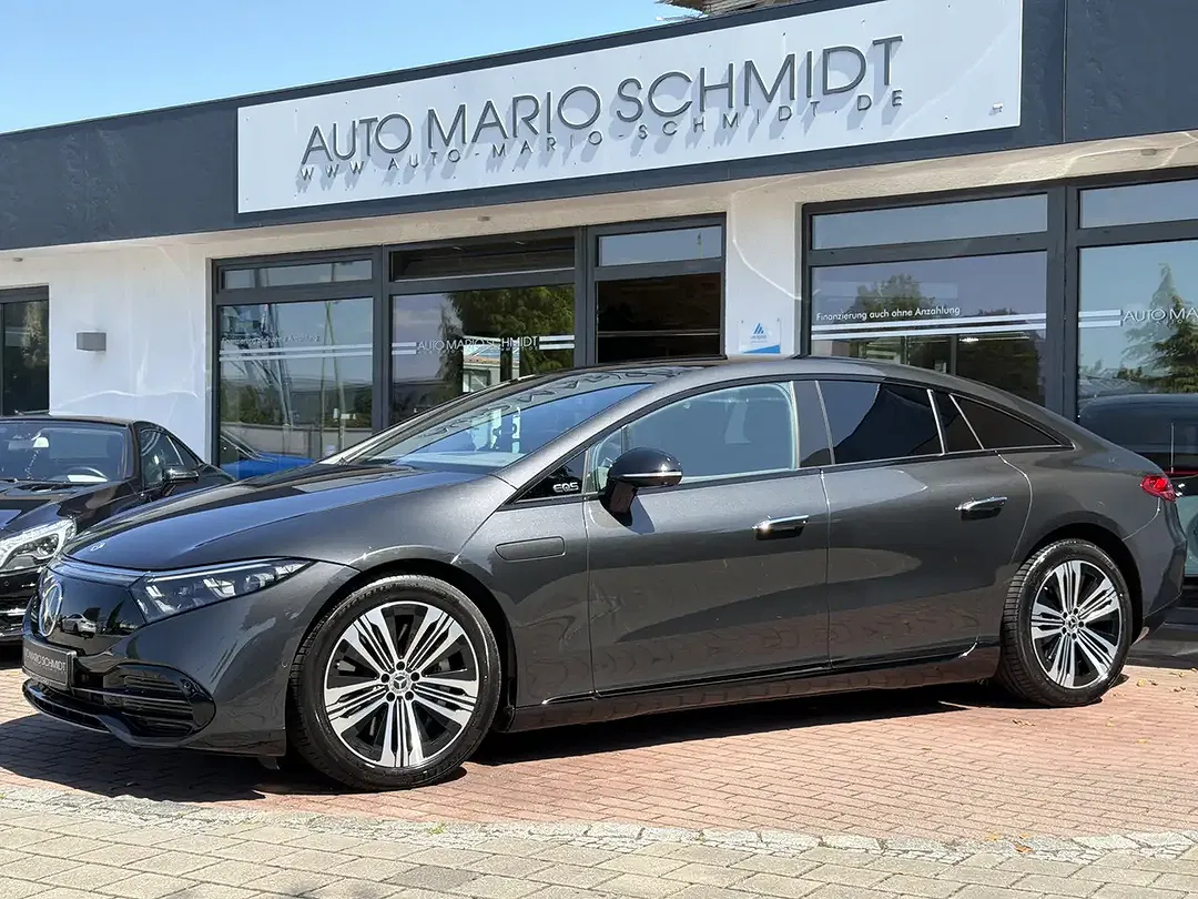 Mercedes-Benz EQS - Thumbnail 3