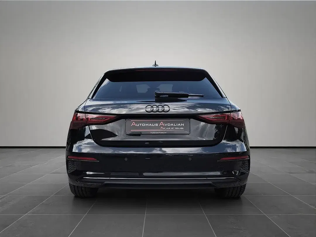 Audi A3 - Thumbnail 4