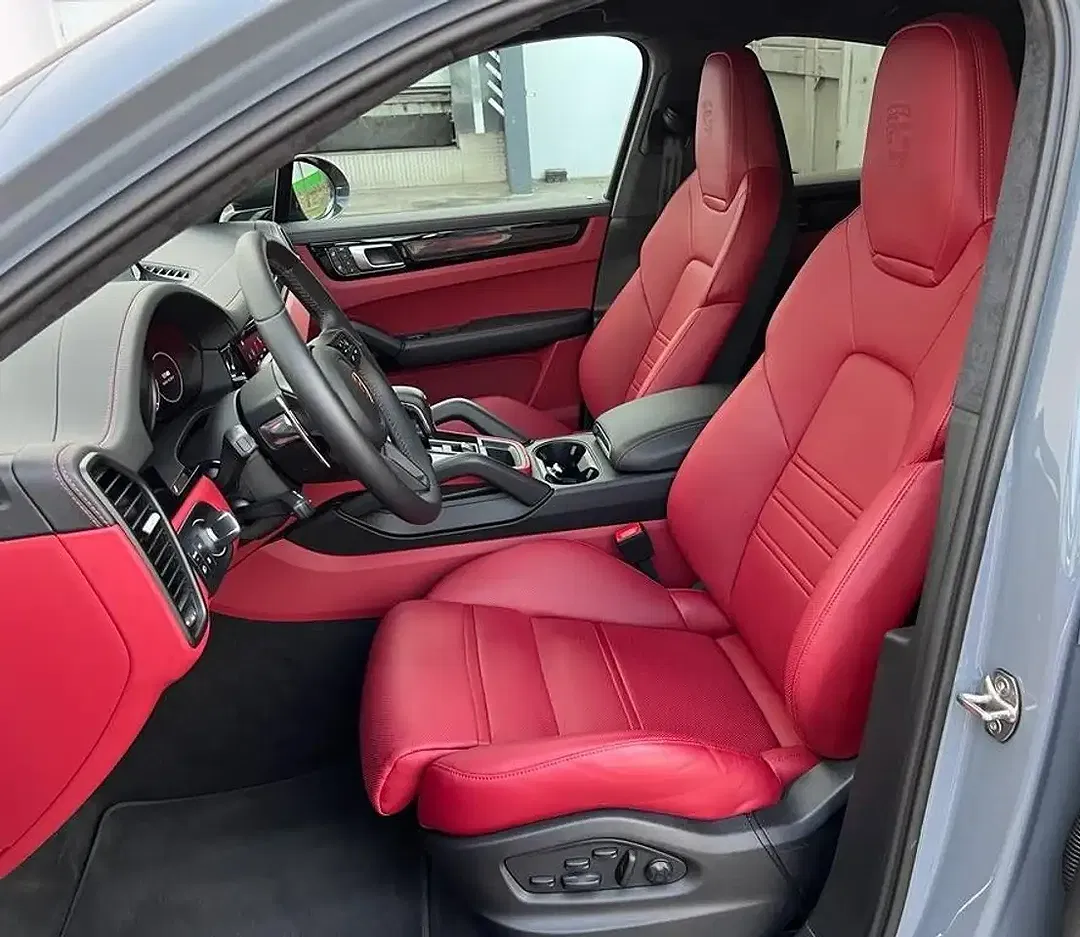 Porsche Cayenne - Thumbnail 13