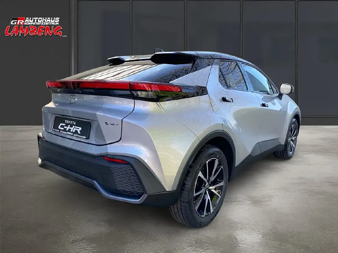 Toyota C-HR - Thumbnail 13