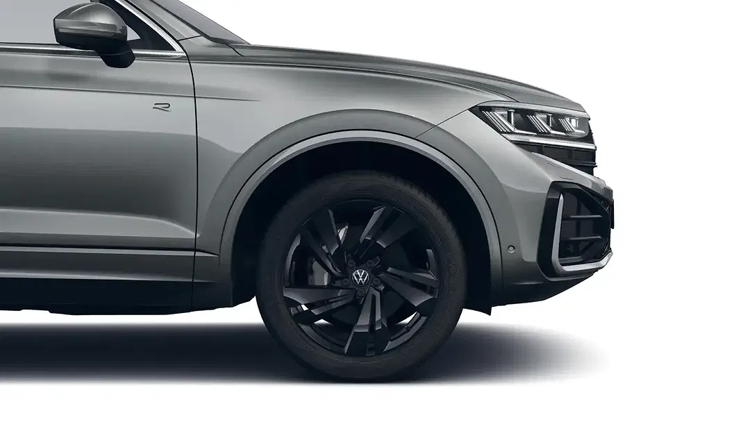 Volkswagen Touareg - Thumbnail 3