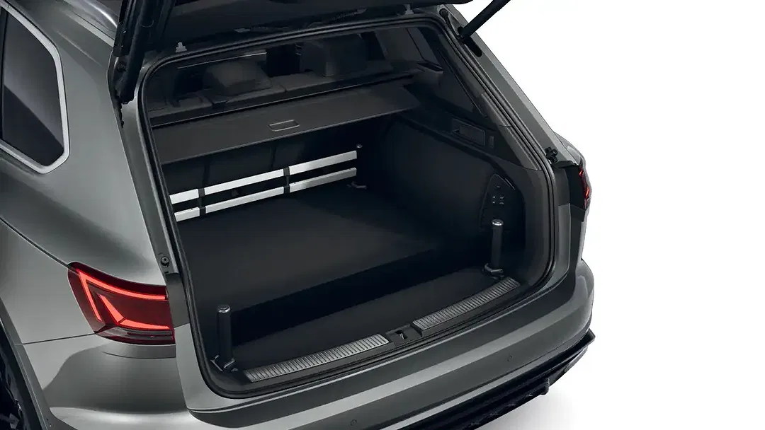 Volkswagen Touareg - Thumbnail 7