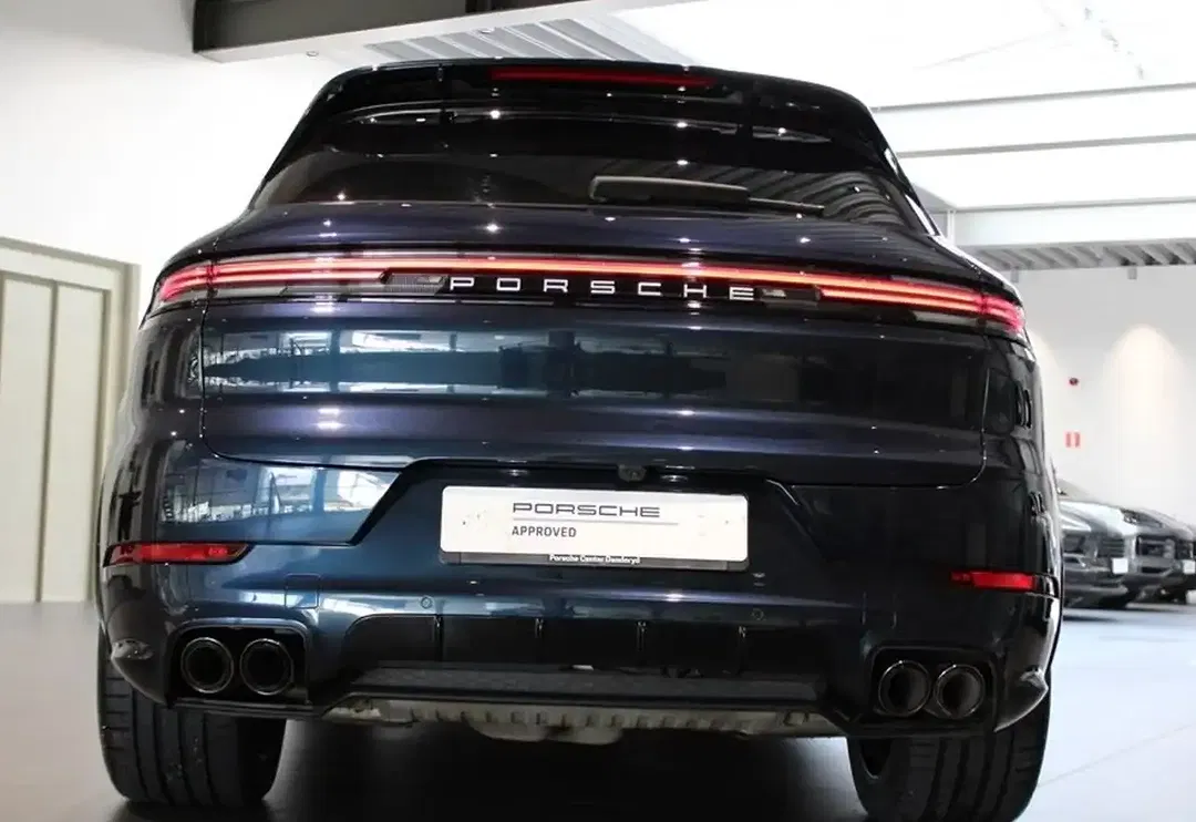 Porsche Cayenne - Thumbnail 6