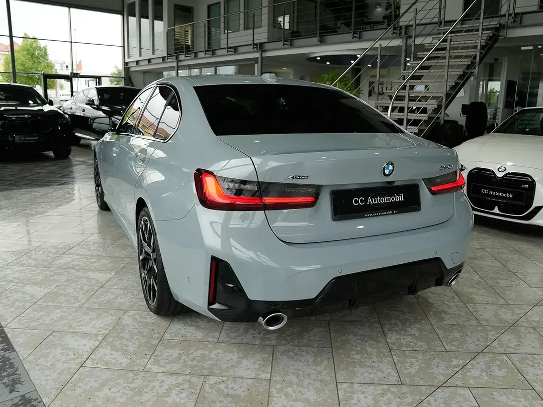BMW 320 - Thumbnail 10