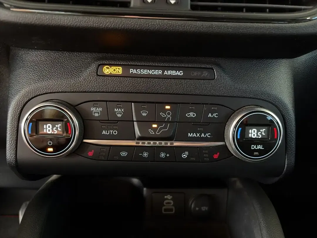 Ford Kuga - Thumbnail 11