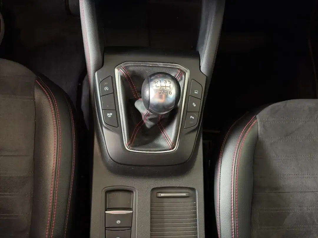 Ford Kuga - Thumbnail 14