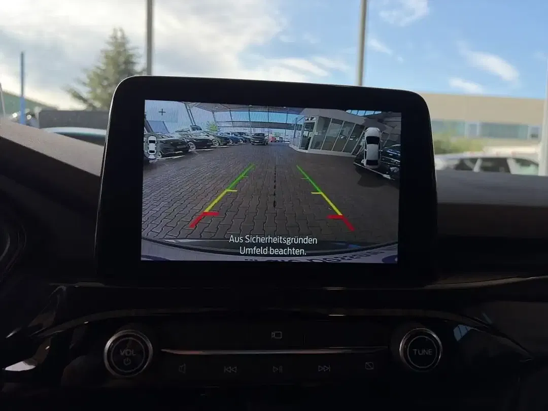 Ford Kuga - Thumbnail 6