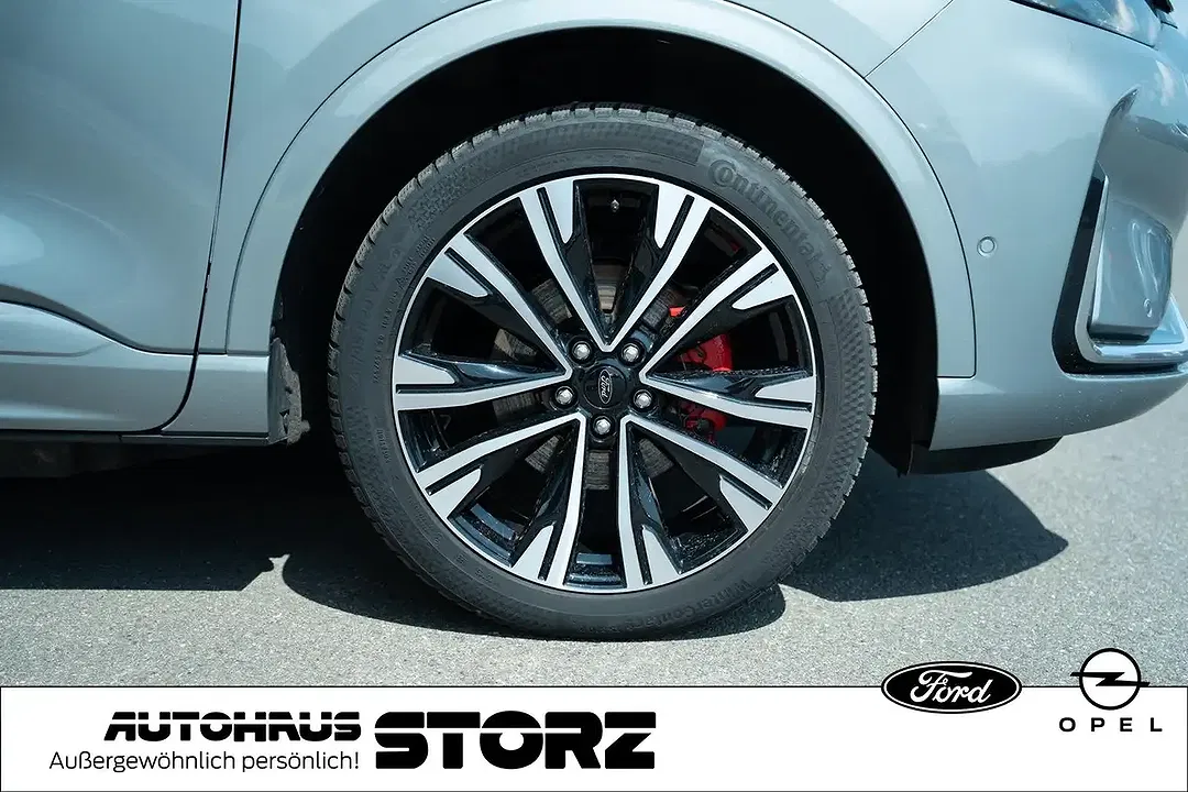 Ford Kuga - Thumbnail 11