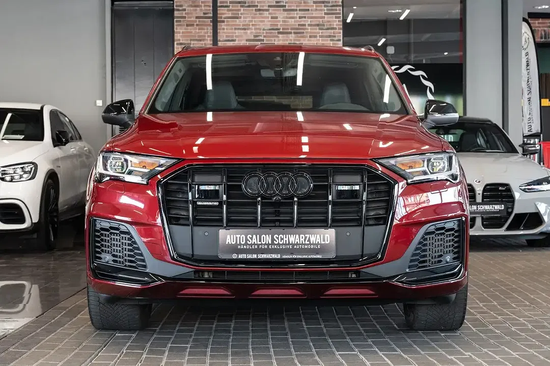 Audi Q7 - Thumbnail 5