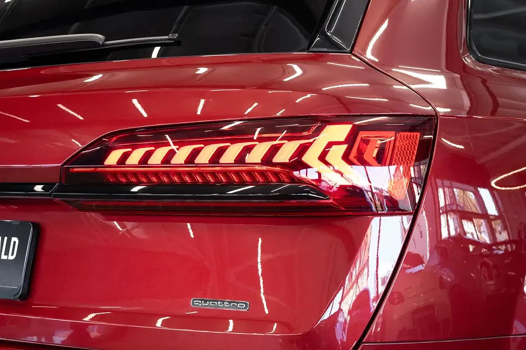 Audi Q7 - Thumbnail 8