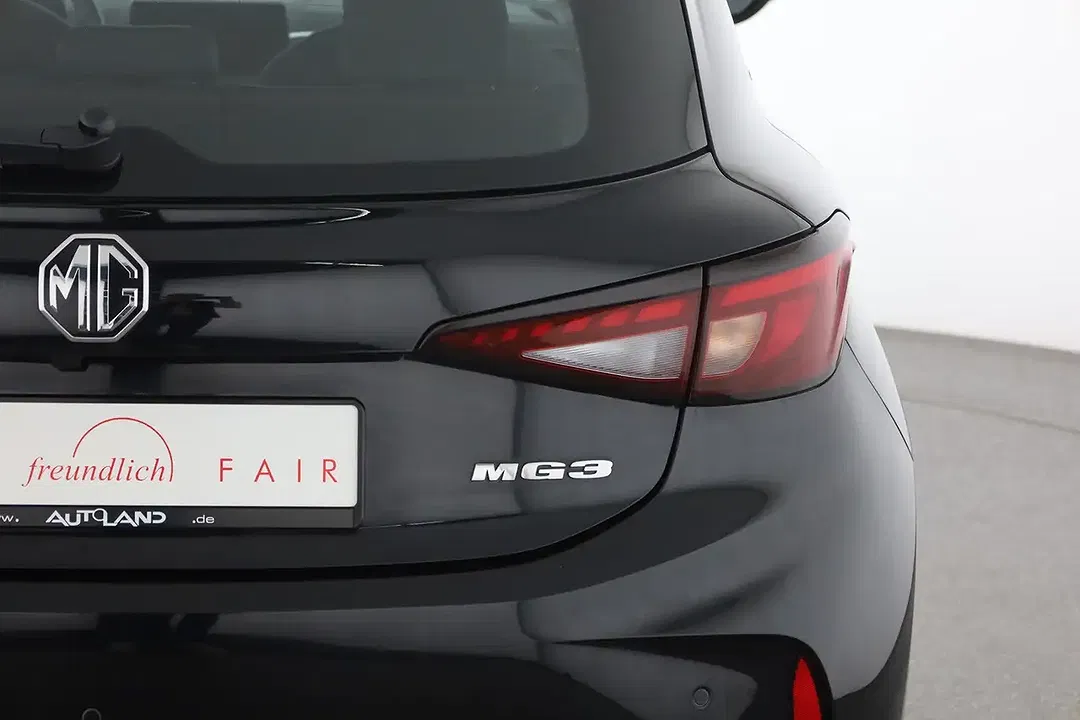 MG MG3 - Thumbnail 28