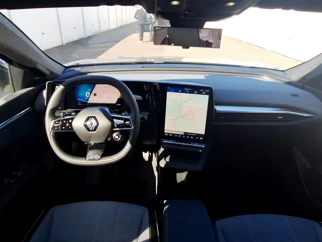 Renault Scenic - Thumbnail 8