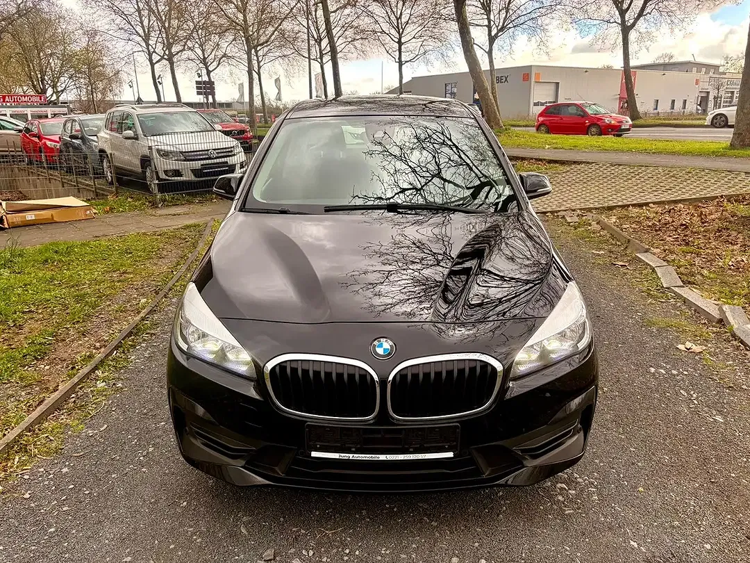 BMW 216 - Thumbnail 9