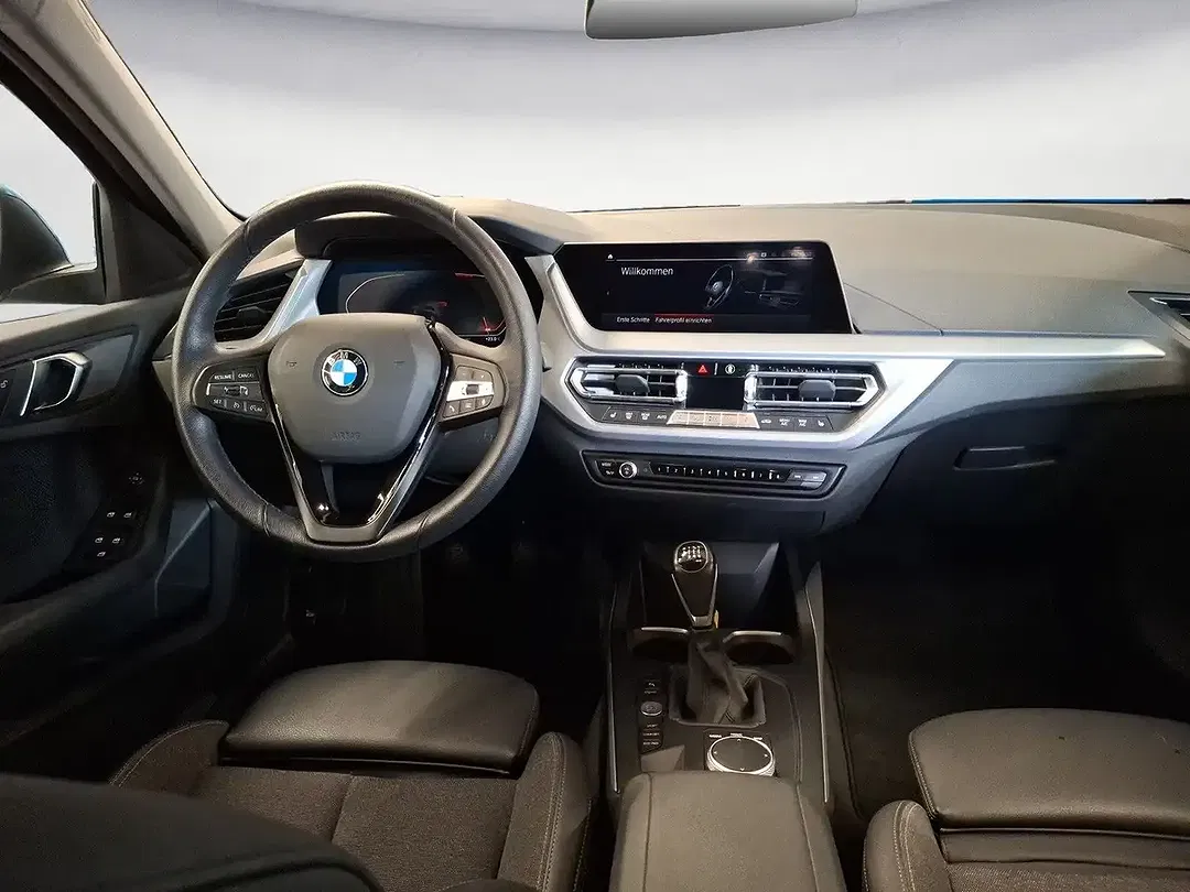 BMW 118 - Thumbnail 11