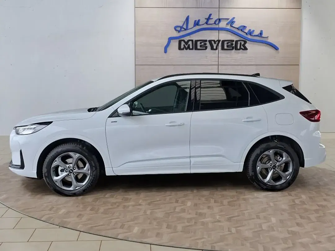 Ford Kuga - Thumbnail 2