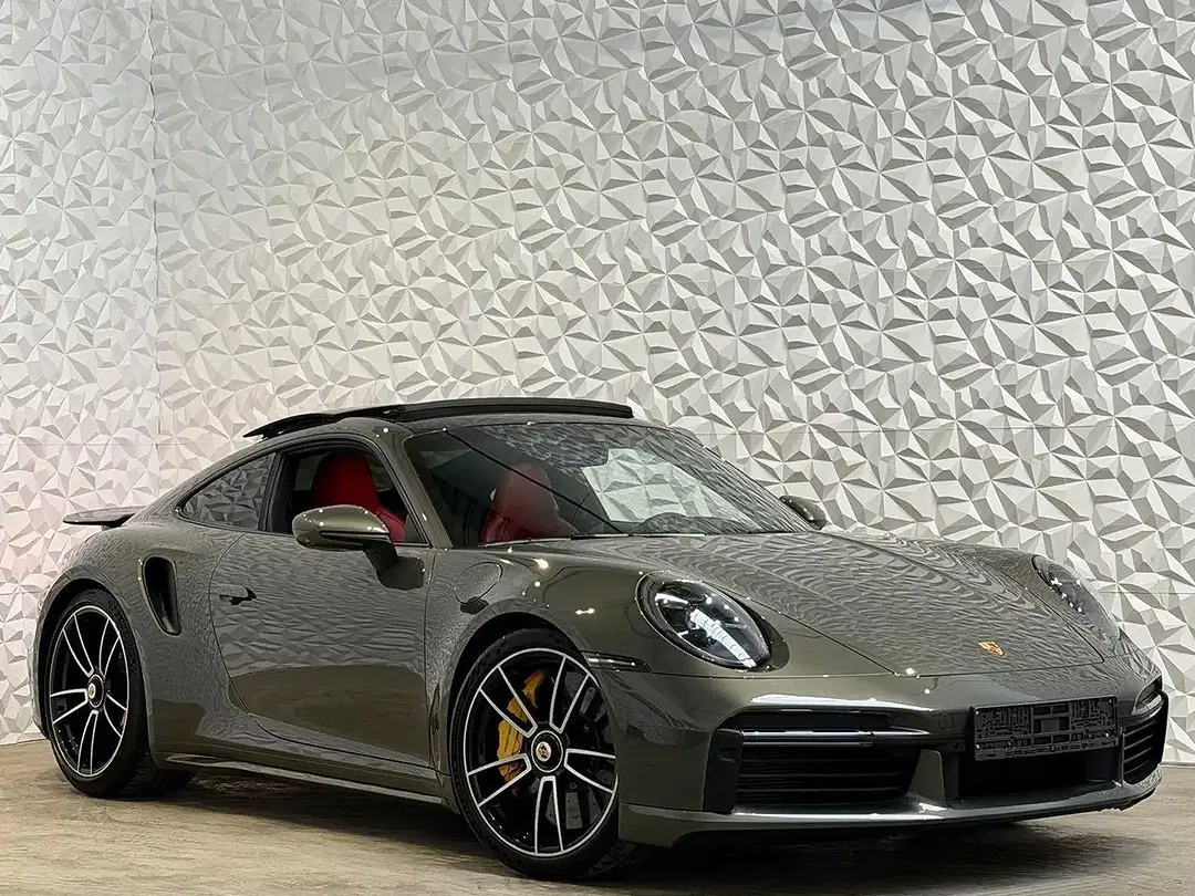 Porsche 911 - Thumbnail 7