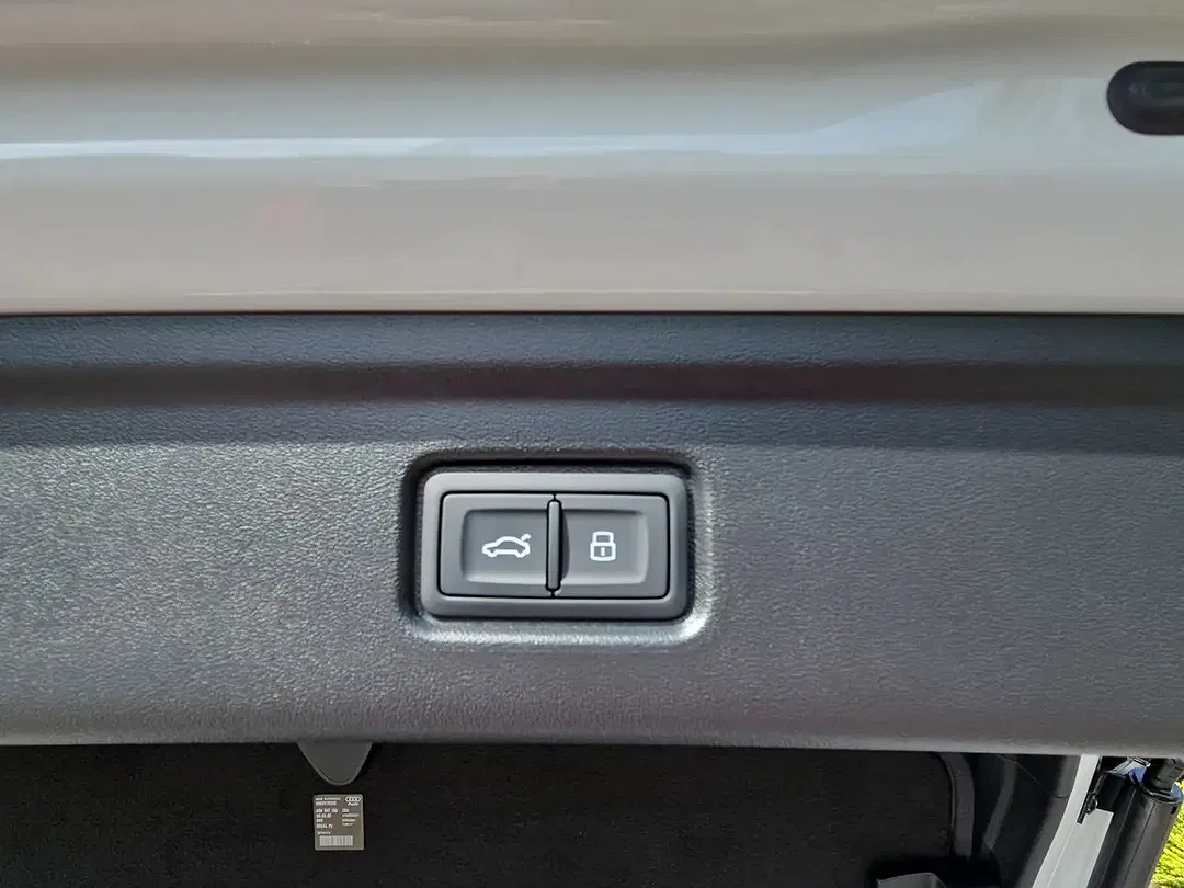 Audi A6 - Thumbnail 13