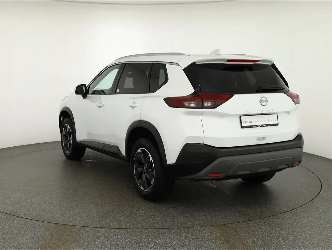 Nissan X-Trail - Thumbnail 3
