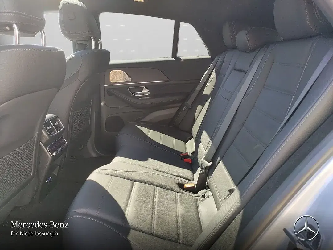 Mercedes-Benz GLE 300 - Thumbnail 11