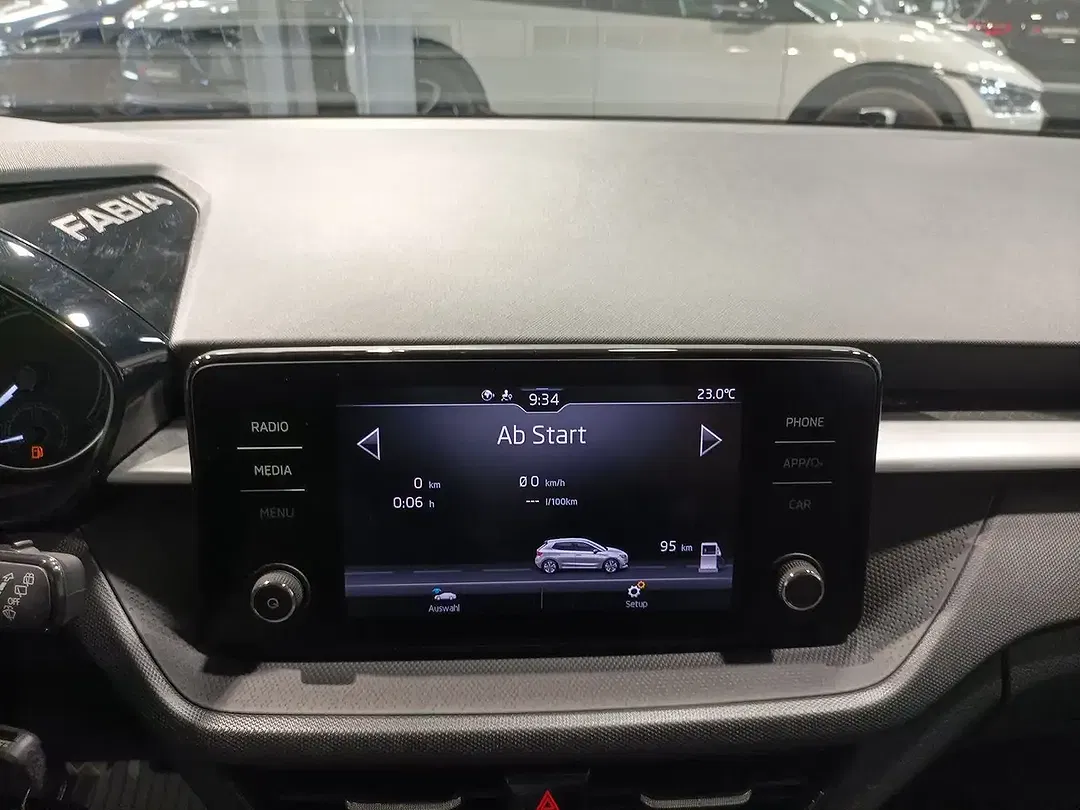 Skoda Fabia - Thumbnail 11