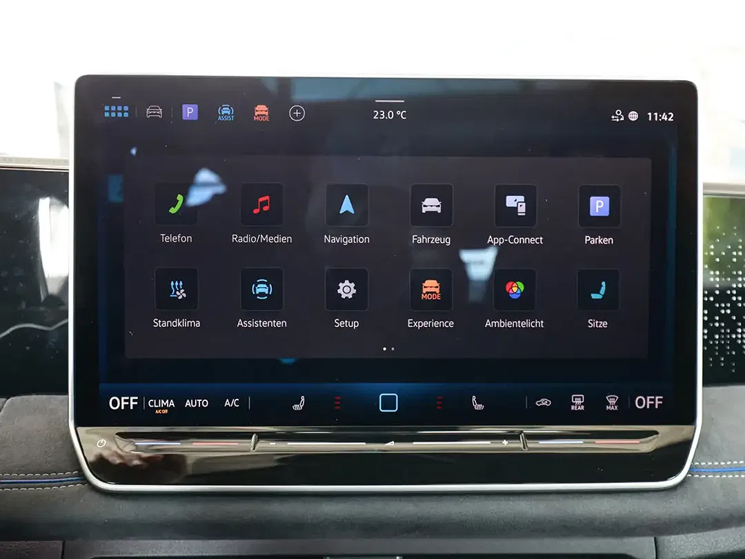 Volkswagen Tiguan - Thumbnail 12
