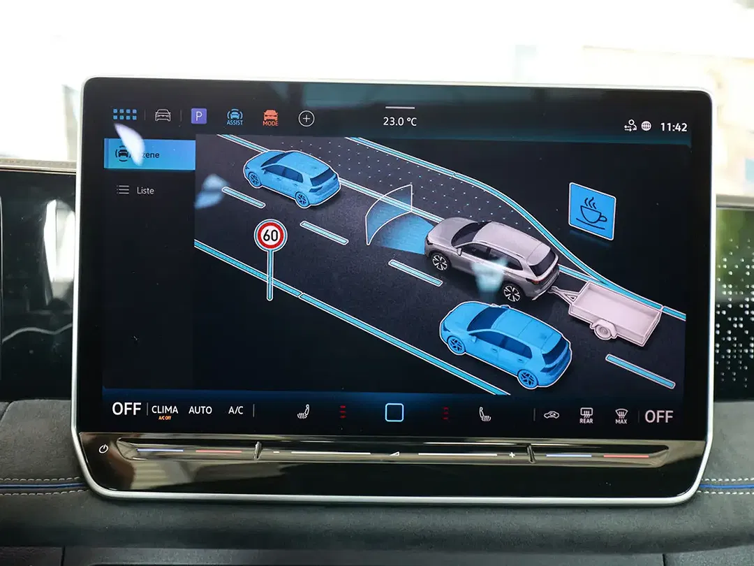 Volkswagen Tiguan - Thumbnail 13