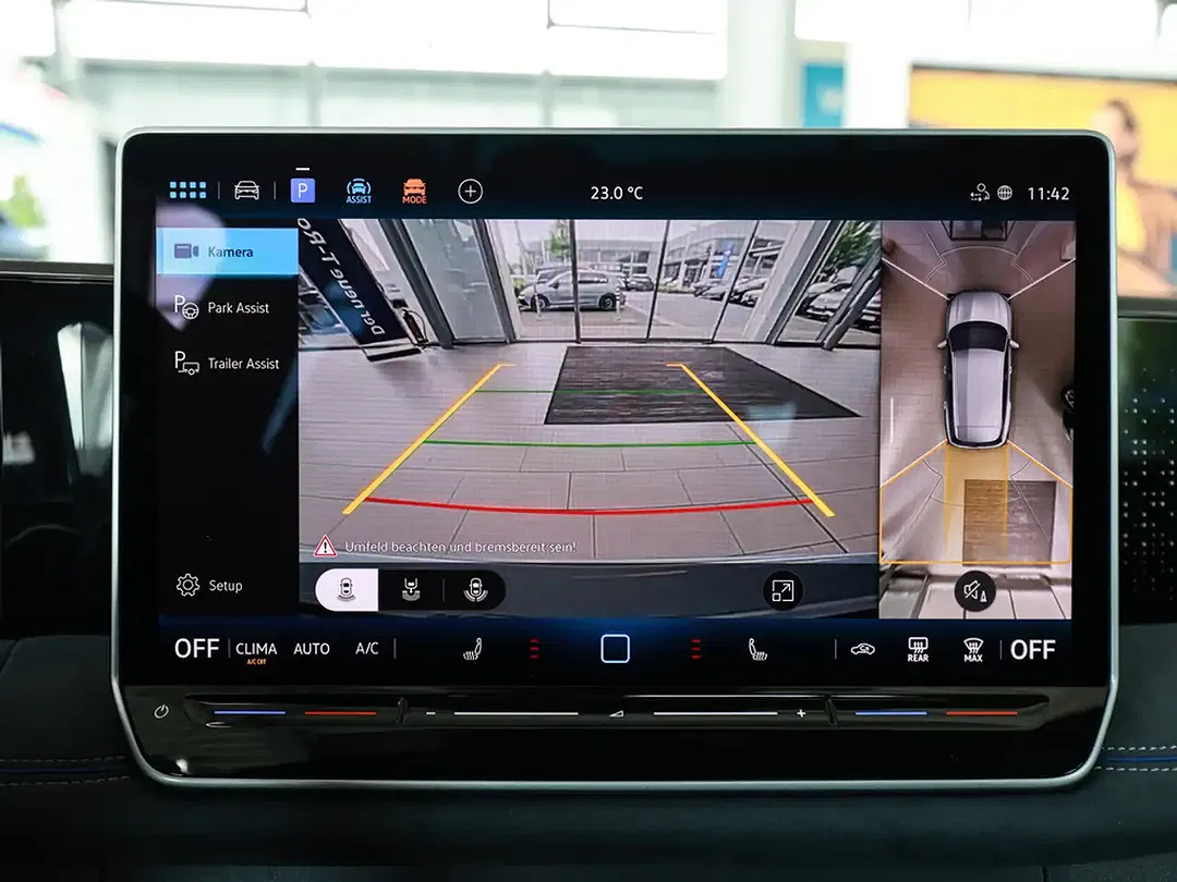 Volkswagen Tiguan - Thumbnail 14