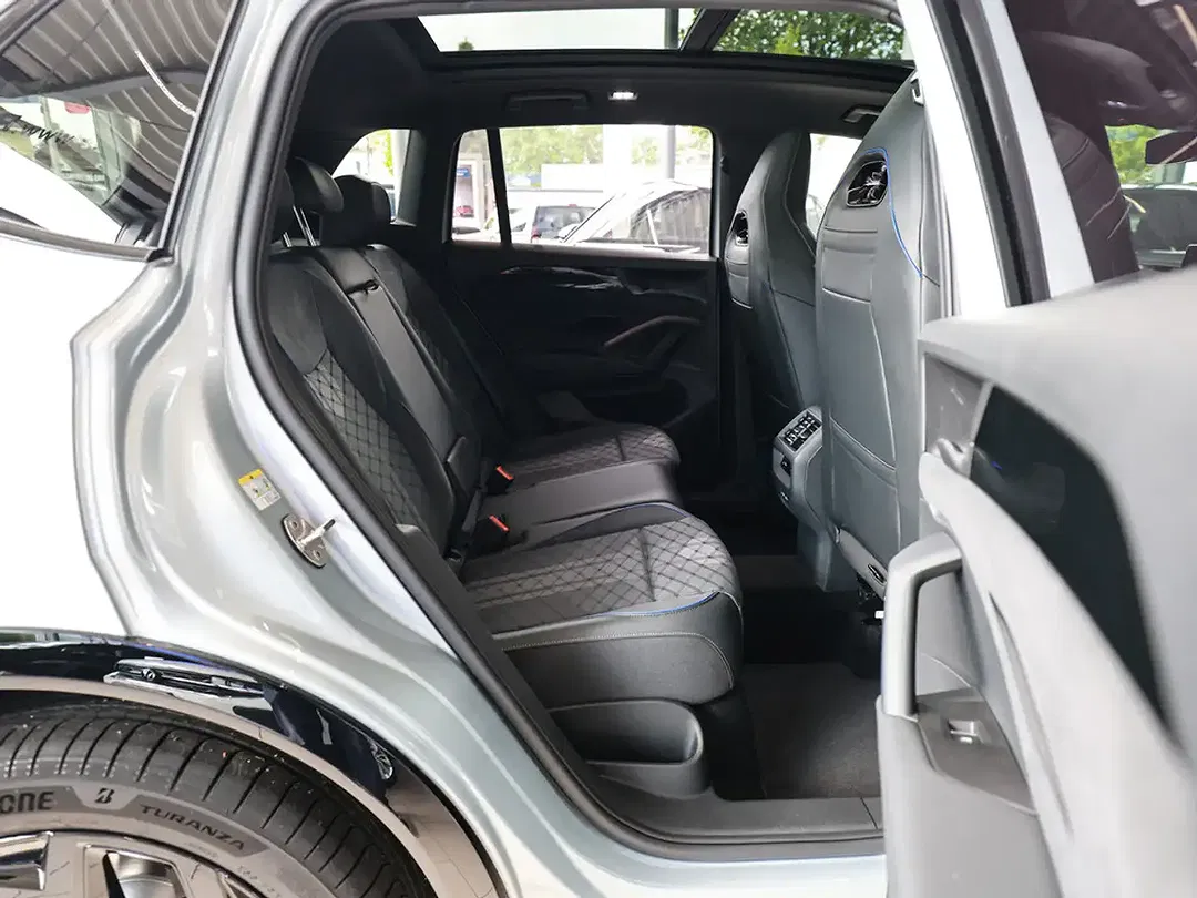 Volkswagen Tiguan - Thumbnail 5