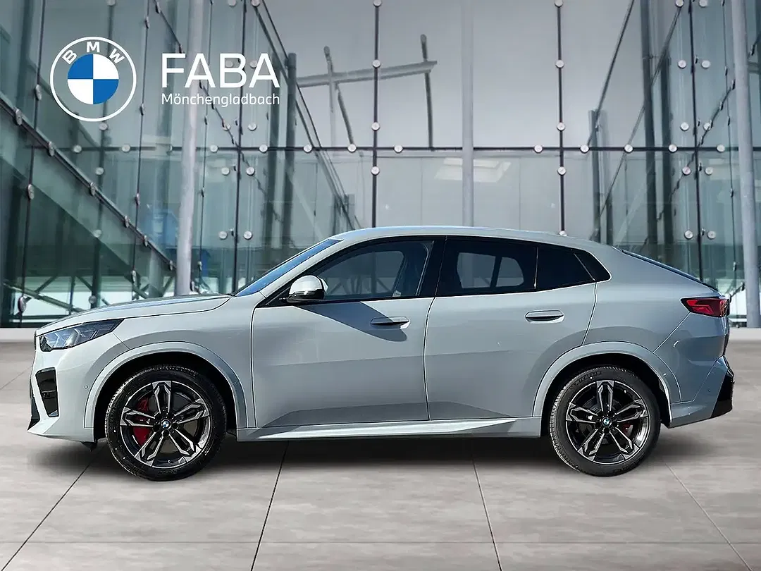 BMW X2 - Thumbnail 5