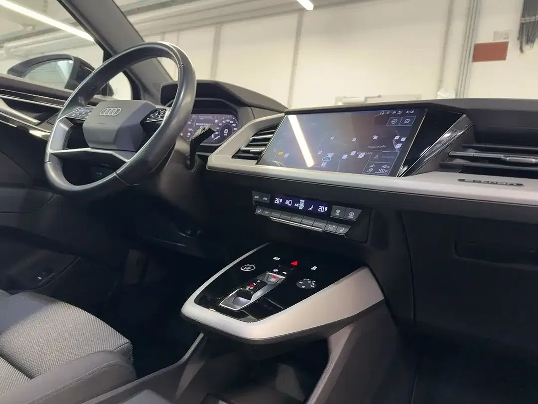 Audi Q4 e-tron - Thumbnail 11