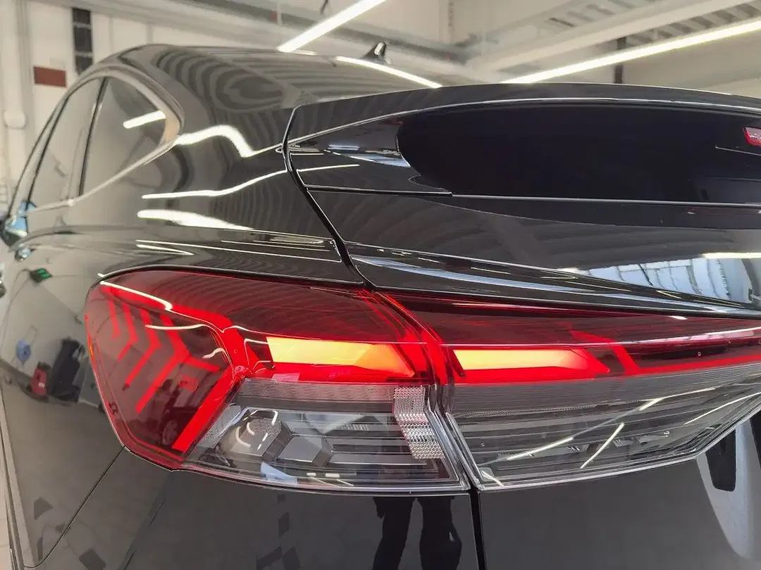 Audi Q4 e-tron - Thumbnail 12