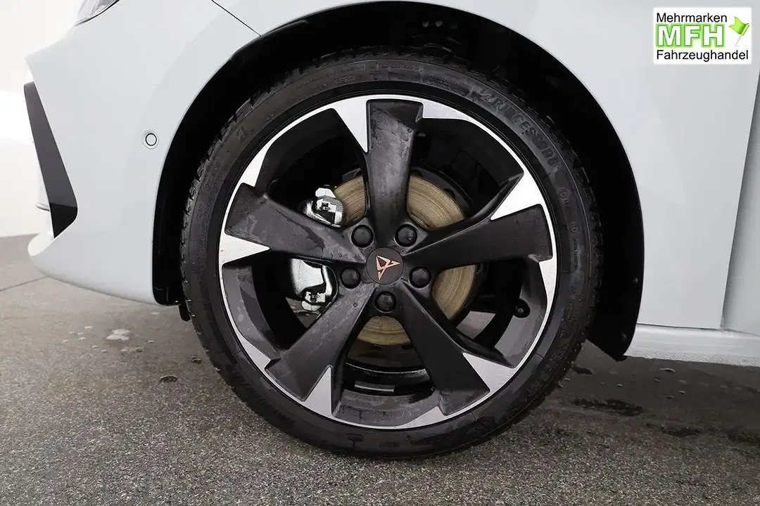 CUPRA Leon - Thumbnail 12