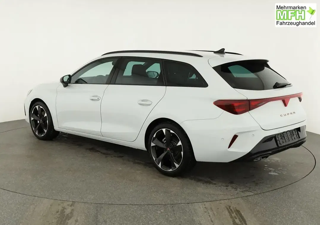 CUPRA Leon - Thumbnail 3