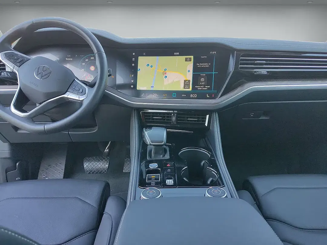 Volkswagen Touareg - Thumbnail 9