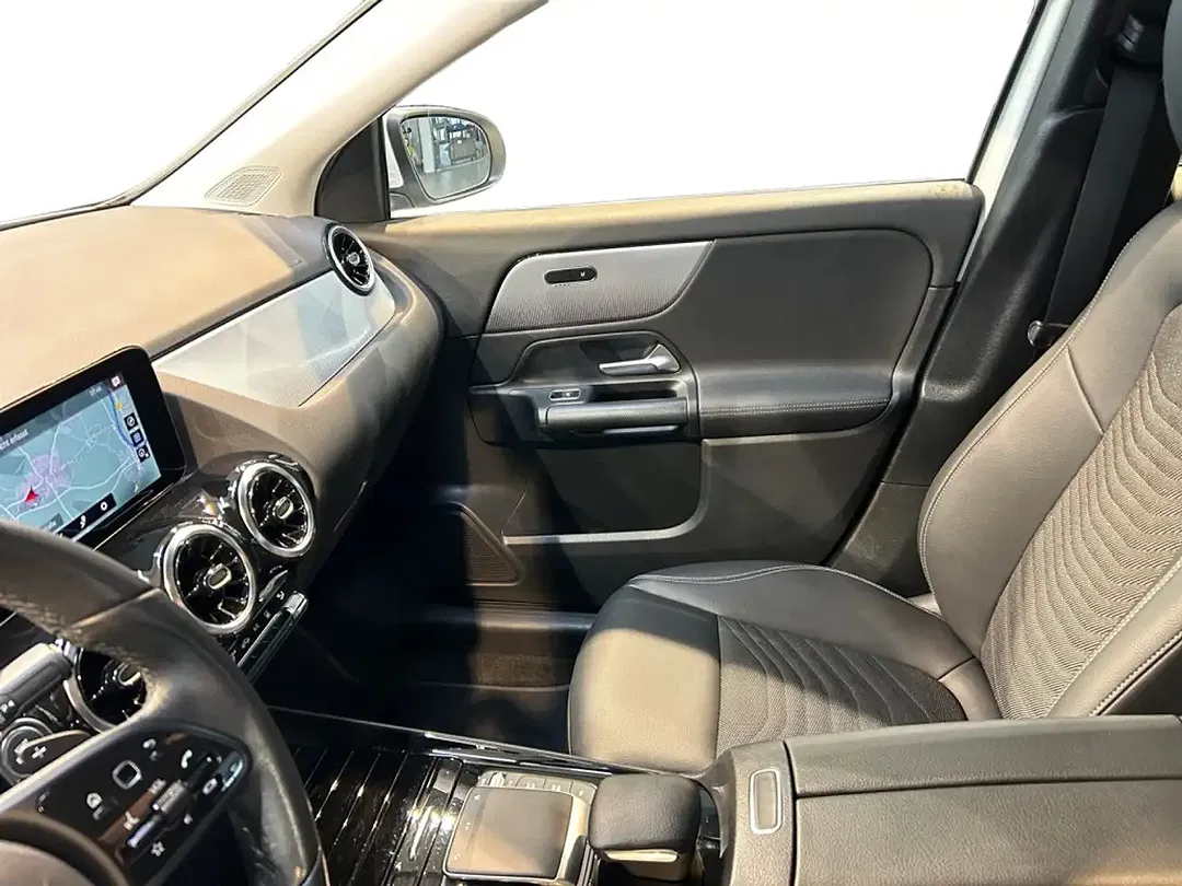 Mercedes-Benz GLA 250 - Thumbnail 5