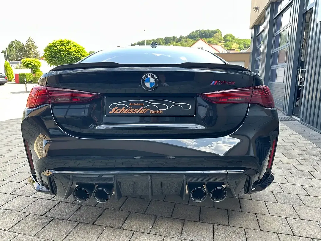 BMW M4 - Thumbnail 5