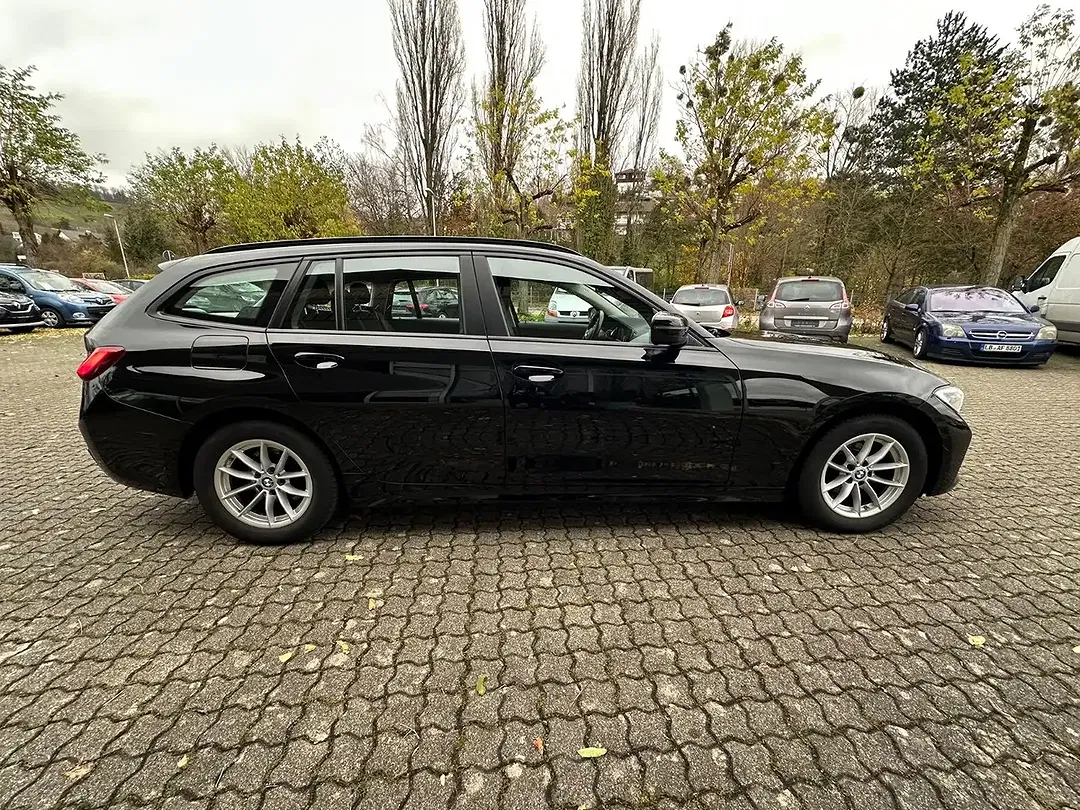 BMW 318 - Thumbnail 4