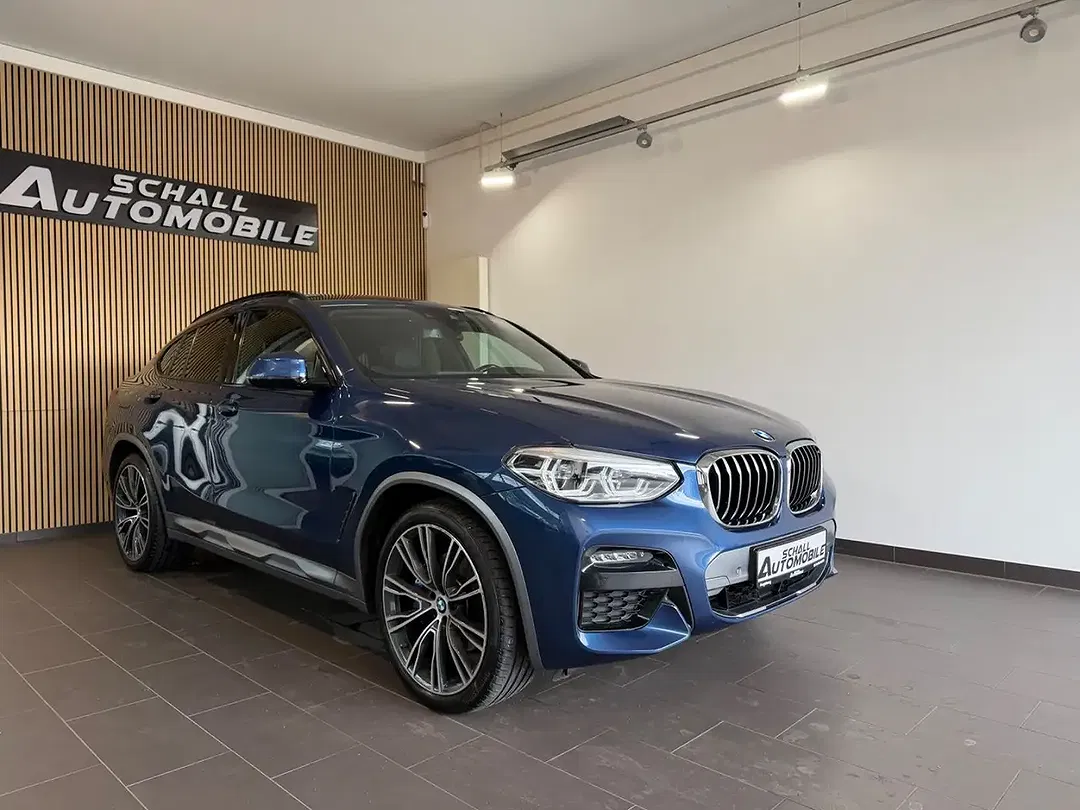 BMW X4 - Thumbnail 3