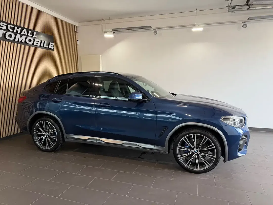 BMW X4 - Thumbnail 4
