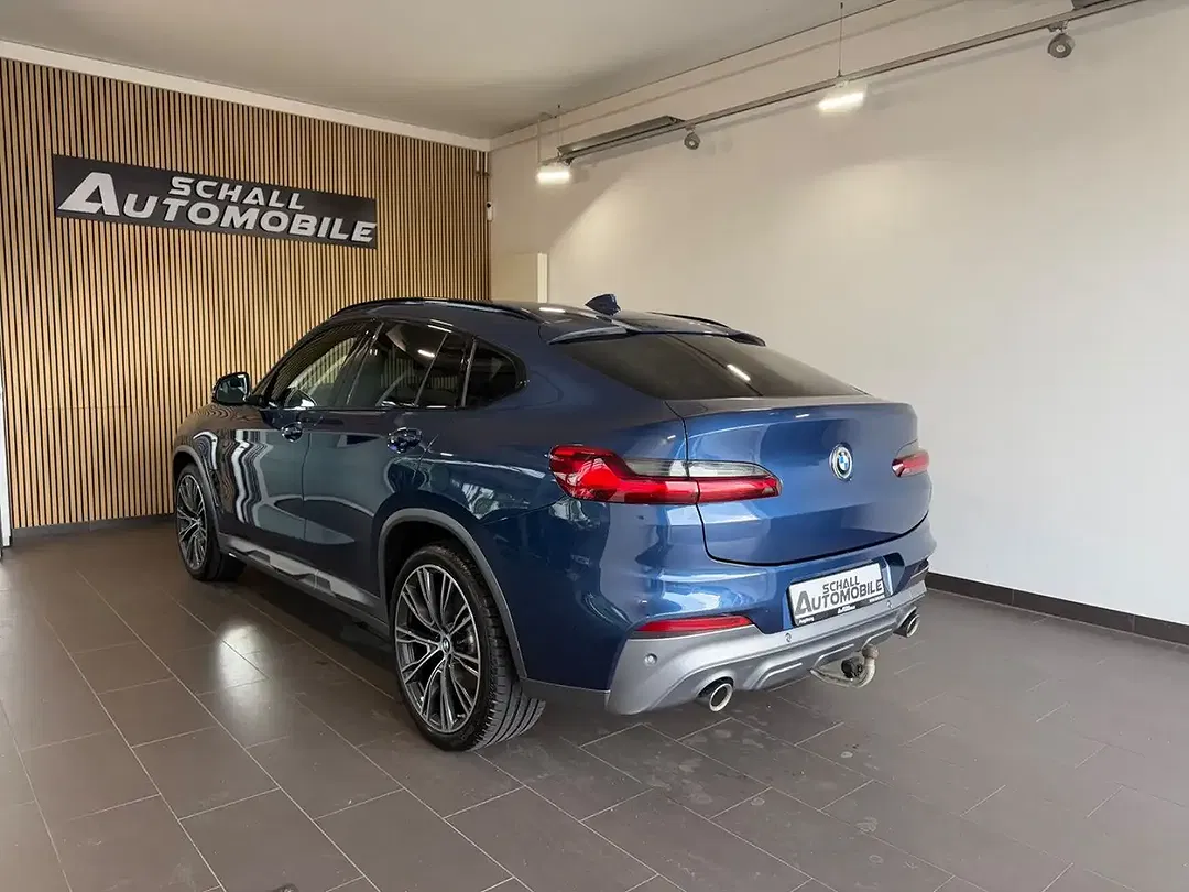 BMW X4 - Thumbnail 6