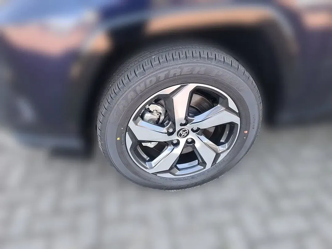 Toyota RAV 4 - Thumbnail 8