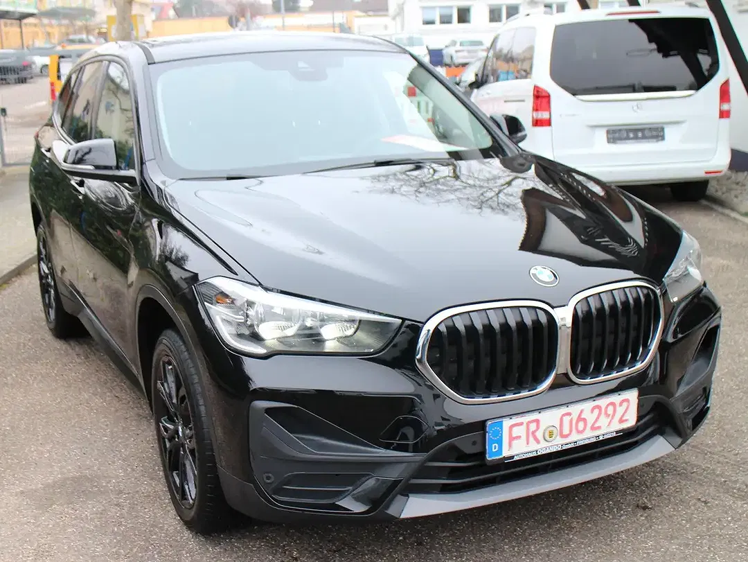 BMW X1 - Thumbnail 5