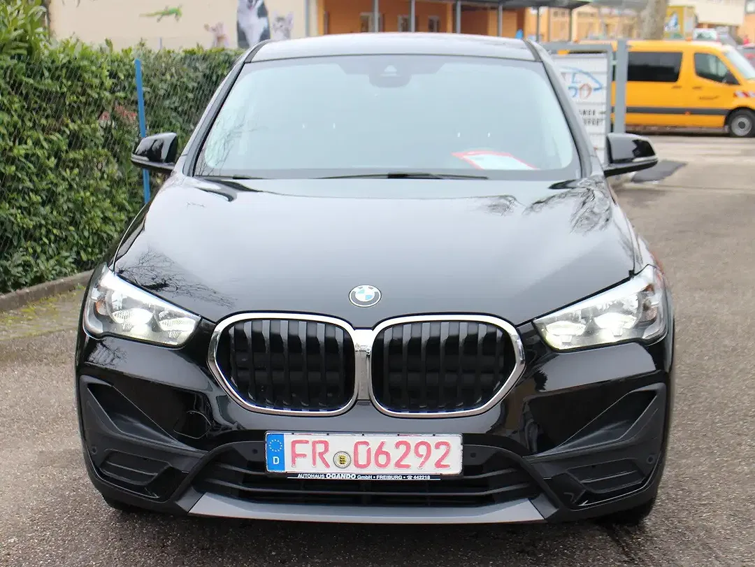 BMW X1 - Thumbnail 6