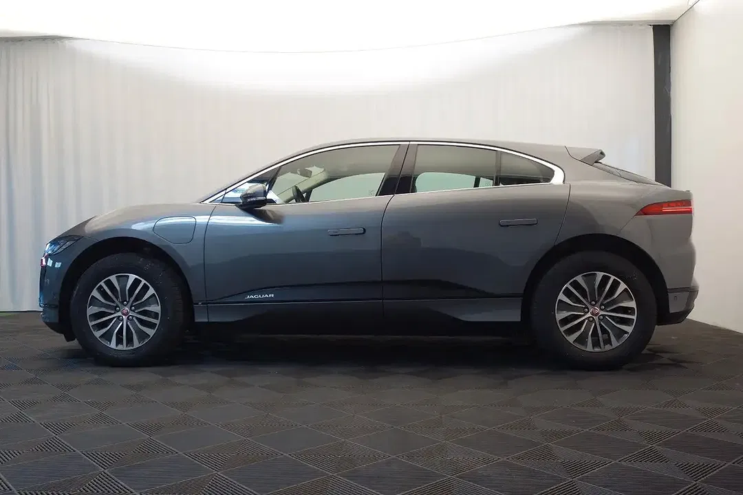 Jaguar I-Pace - Thumbnail 5