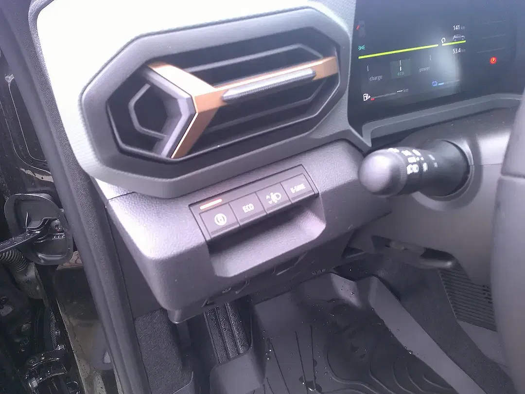 Dacia Duster - Thumbnail 12