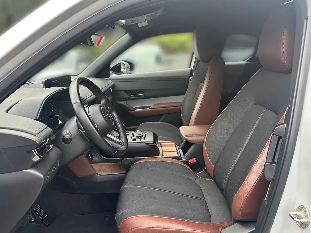 Mazda MX-30 - Thumbnail 5