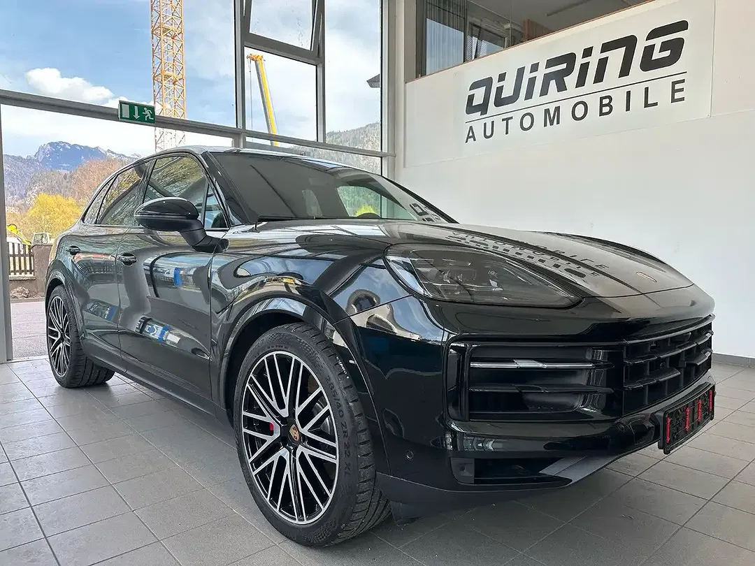 Porsche Cayenne - Thumbnail 3