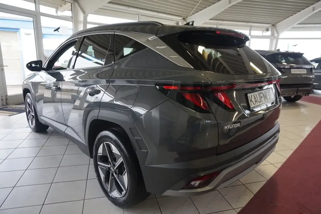 Hyundai TUCSON - Thumbnail 4