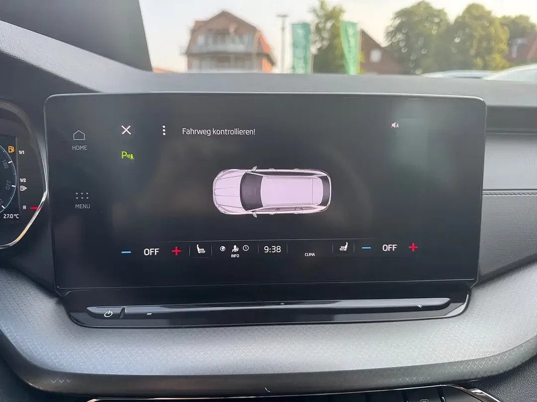 Skoda Octavia - Thumbnail 11
